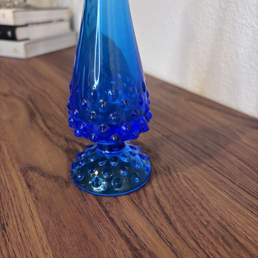 Fenton Swung Bud Vase Blue Hobnail Pattern - Picture 4 of 6